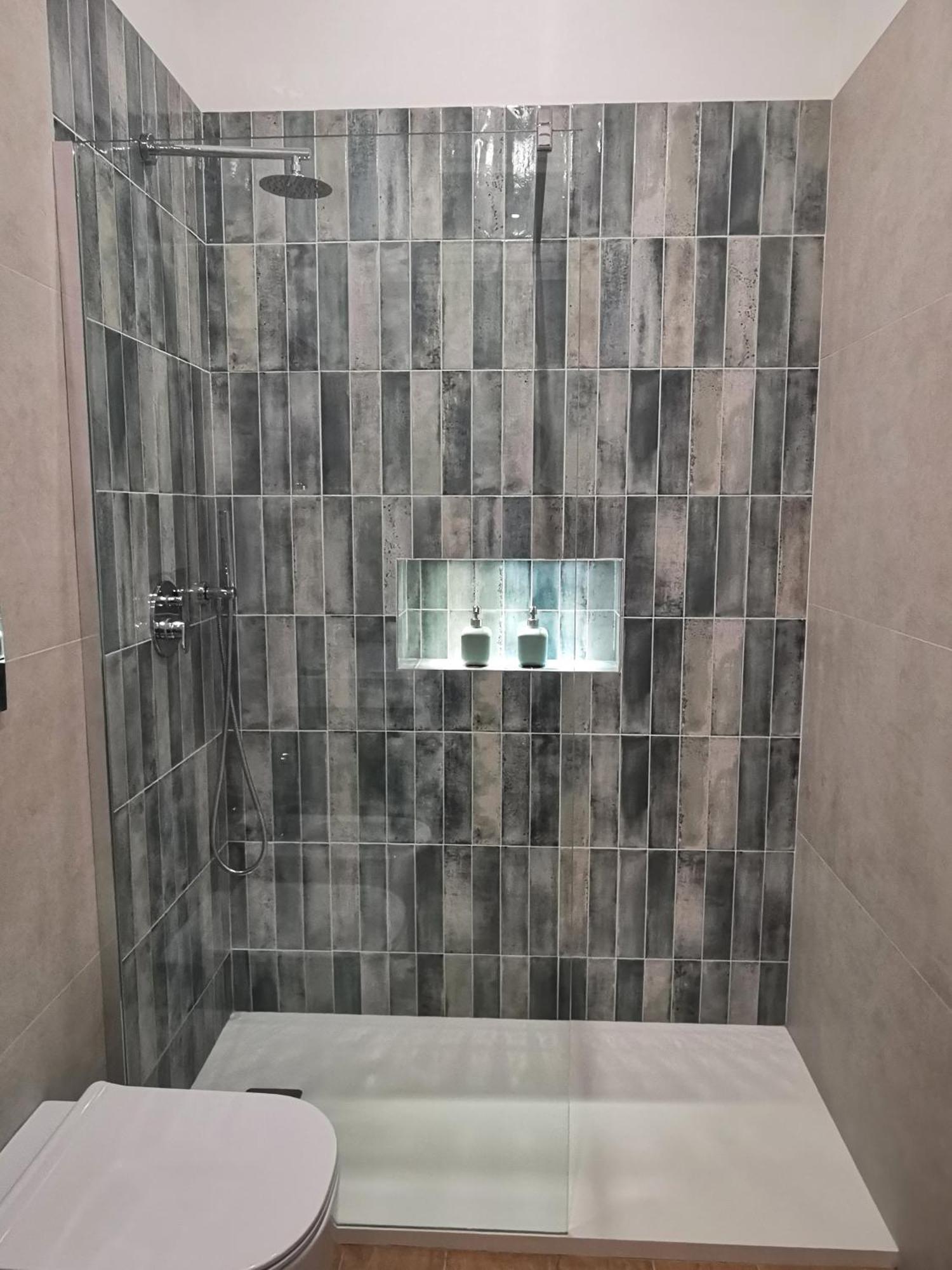 Cattaro 65 - Flexible Check-In Apartments 巴里 外观 照片