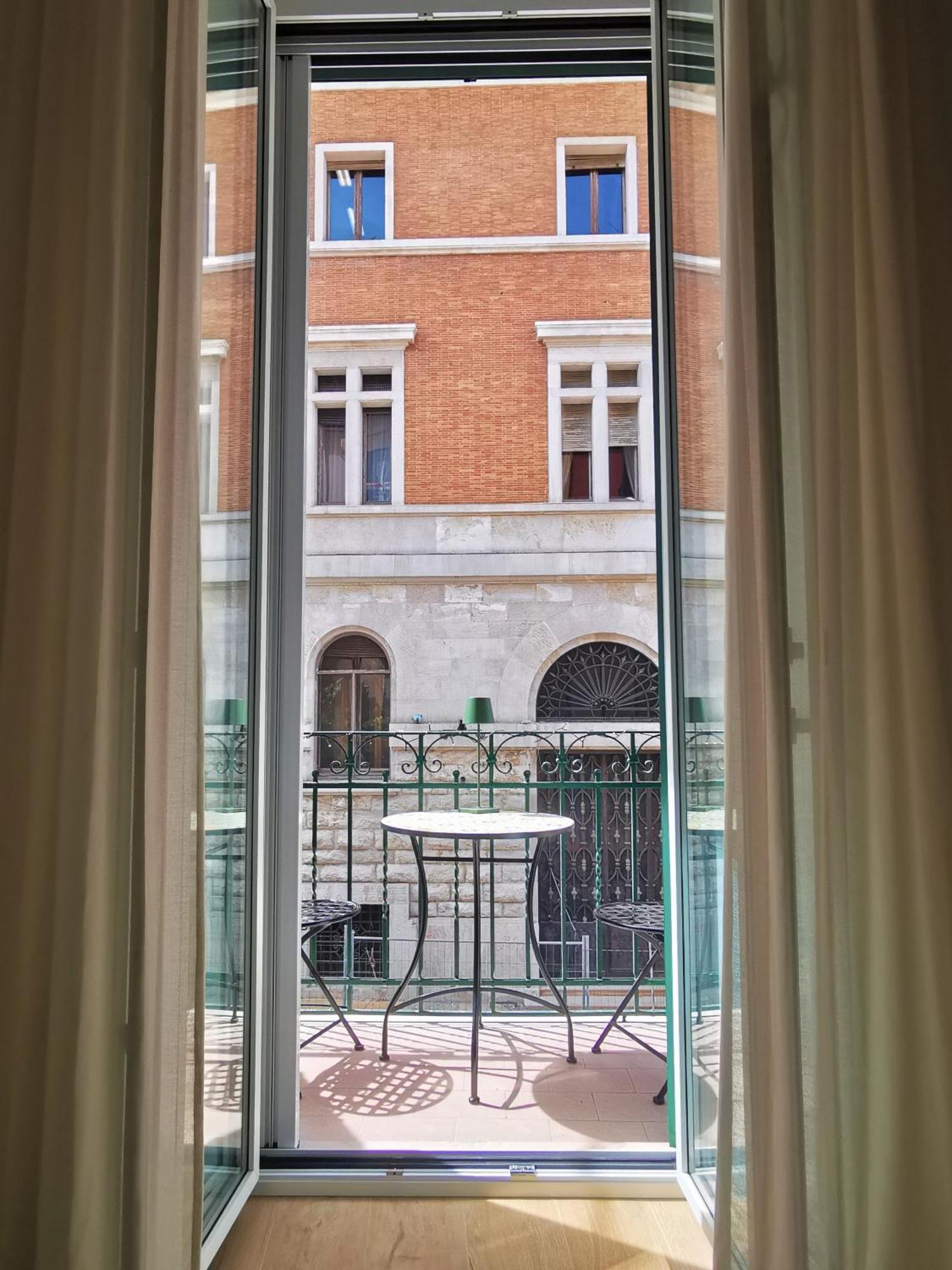 Cattaro 65 - Flexible Check-In Apartments 巴里 外观 照片